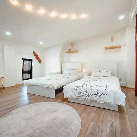 Charming Old Building For 2 * ماغديبورغ